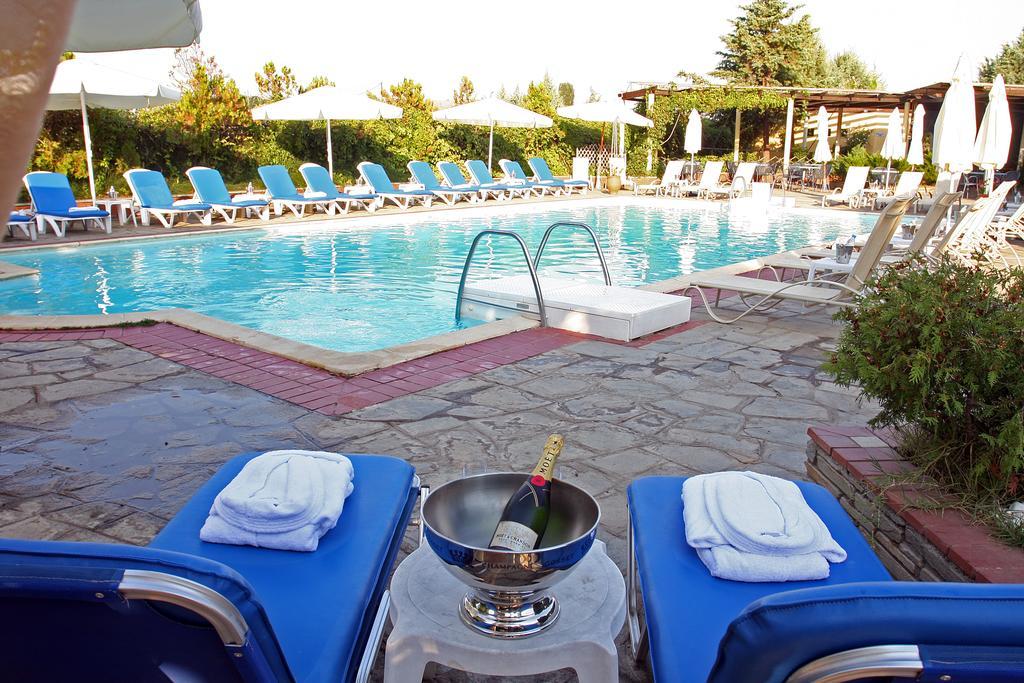 Hotel Galaxy Krepeni Buitenkant foto