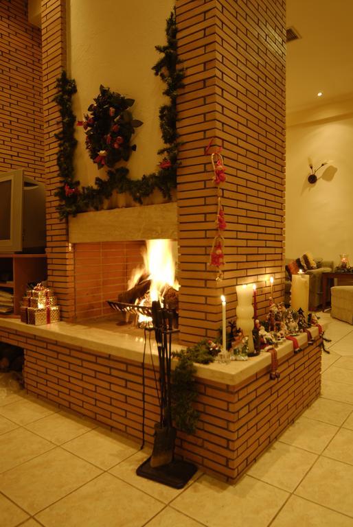 Hotel Galaxy Krepeni Buitenkant foto