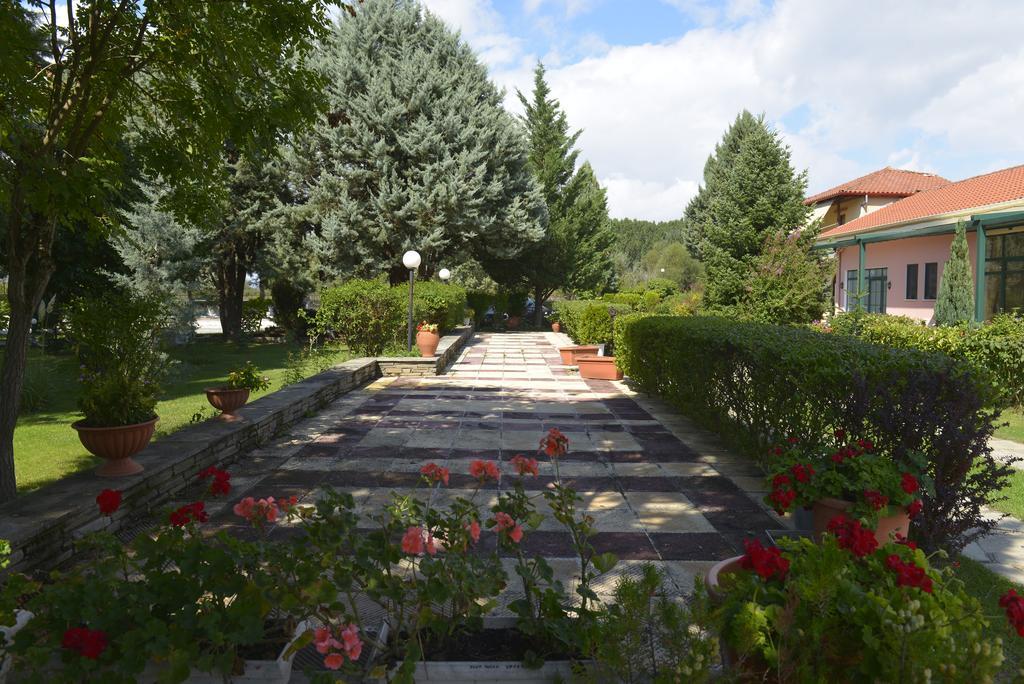 Hotel Galaxy Krepeni Buitenkant foto